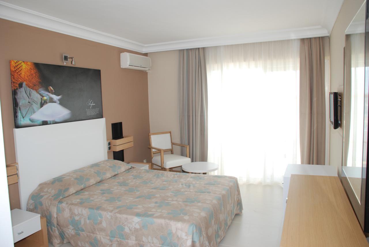 Standard Double or Twin Room Sea View
